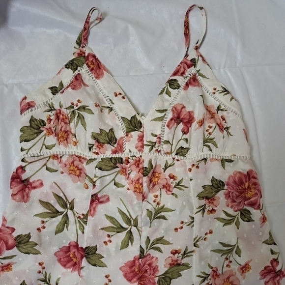 𝅺AMERICAN Eagle Outfitters Floral Jumpsuit - Picture 3 of 12